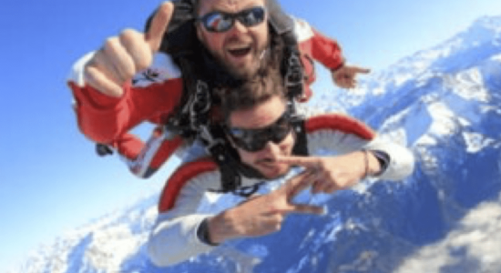 parachutiste sport résidence les papaillons Gruyere Fribourg Suisse